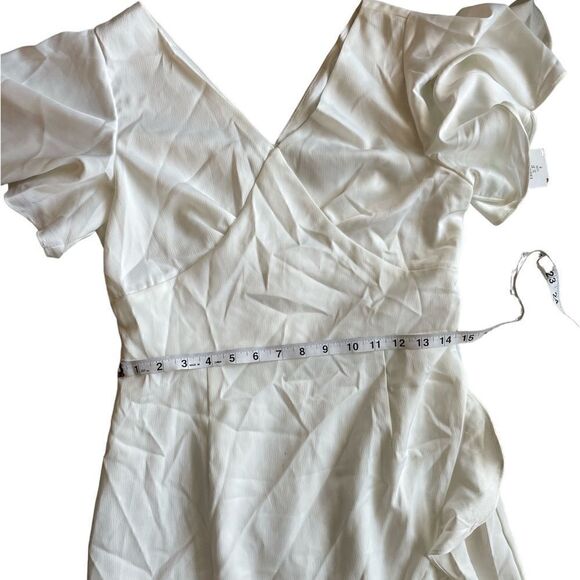 Amy Lynn V-Neck Ruffle Midi Tea Dress Size M NWOT - Picture 13 of 13